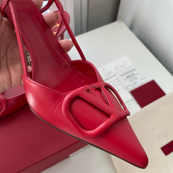 ❌SOLD❌ VALENTINO VLogo Signature Calfskin Slingbacks 80mm - Picture 6 of 13